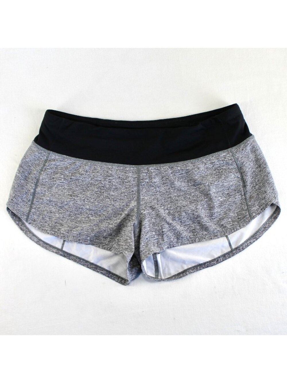 Lululemon Speed Up Shorts Womens Sz 6 Heather Gray Liner 3" Inseam Zipper Pocket